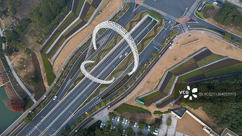 独墅湖科教创新区雕塑《升华》图片素材