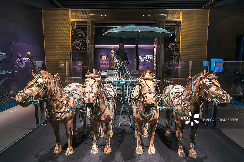 秦始皇帝陵博物院藏文物——秦岭一号铜车马（秦代）图片素材