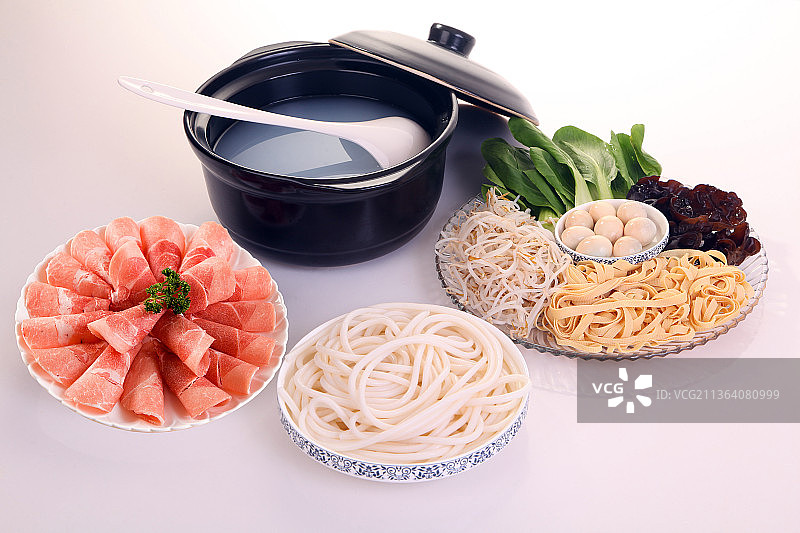 羊肉砂锅米线图片素材