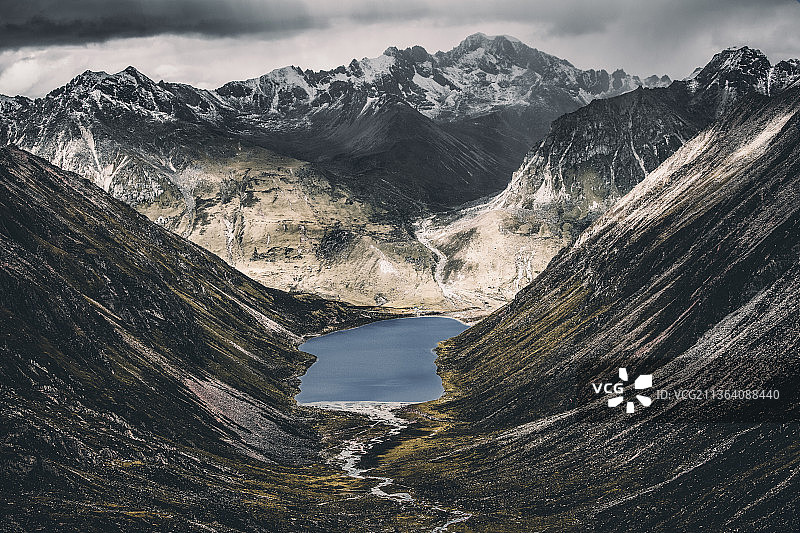 藏地宝镜—拉姆拉错图片素材