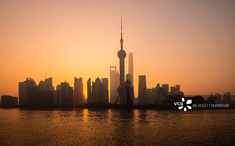 清晨上海陆家嘴日出风景图片素材