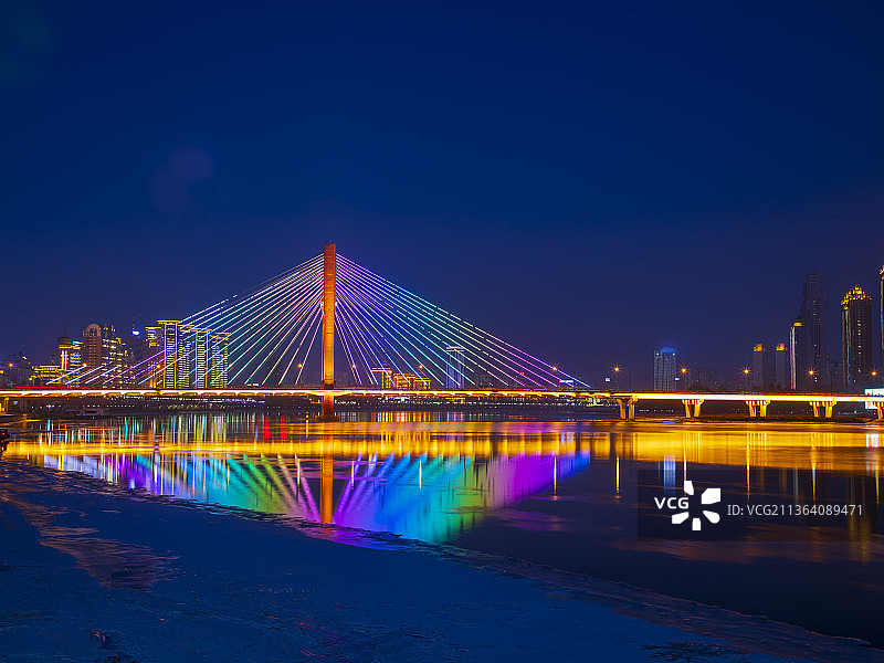 吉林省吉林市松花江畔夜色美图片素材