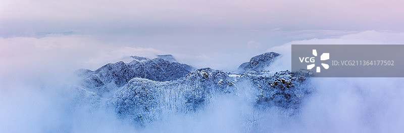嵩山瑞雪图片素材