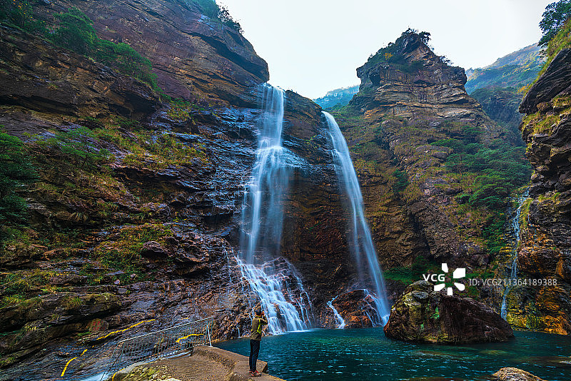 庐山三叠泉瀑布风光图片素材