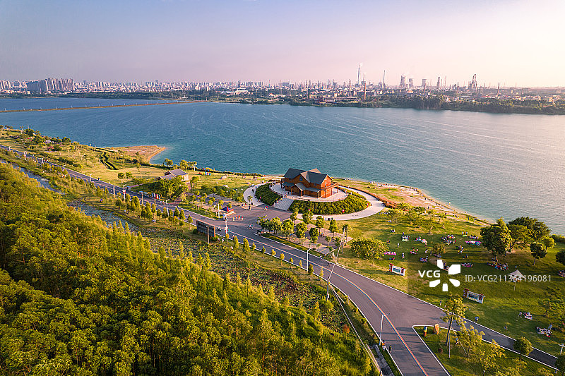 茂名露天矿生态公园图片素材