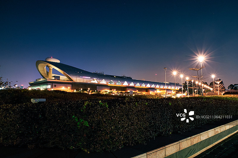 启德机场 灯光 星芒 机场大厅 夜色图片素材