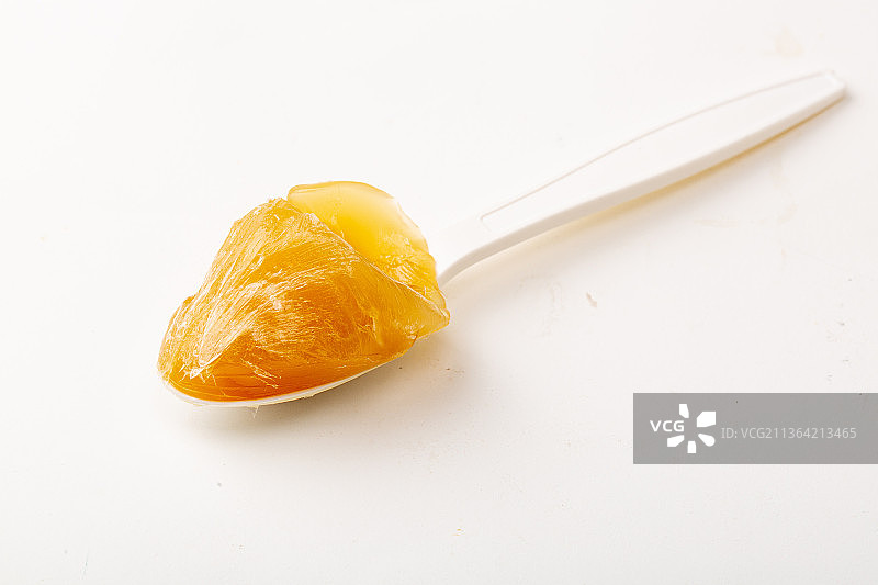 黄色的医用凡士林特写图片素材