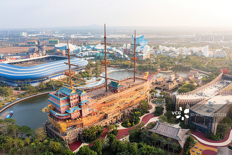 海口市秀英区长影环球100奇幻乐园郑和宝船图片素材