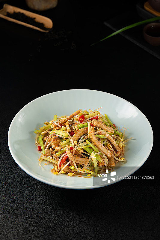 本芹豆芽炒鳗鳖图片素材