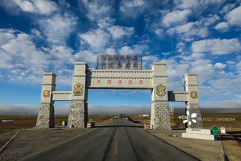 青海海西109国道图片素材