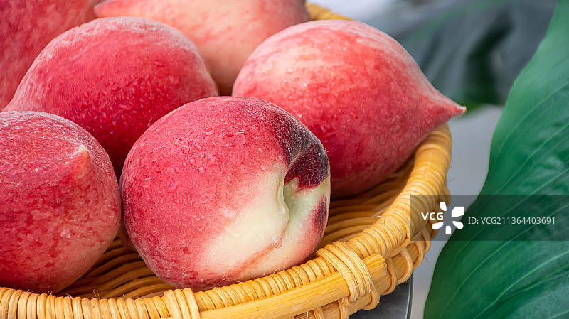 桃子 水蜜桃 雪糕 奶油图片素材