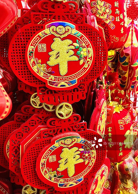 红色春节挂饰图片素材