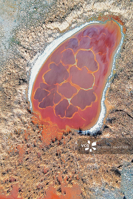 腾格里沙漠乌兰湖图片素材