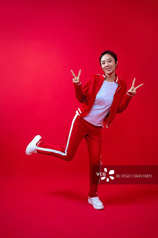 运动活力美少女图片素材