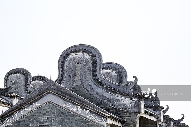 广州岭南印象园的锅耳屋古建筑群图片素材