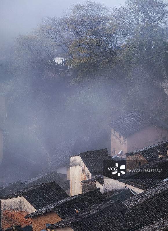 安徽歙县阳产土楼云雾图片素材