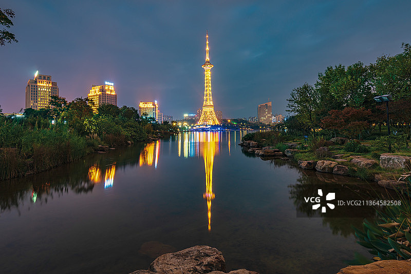 株洲广播电视塔神农湖夜景图片素材