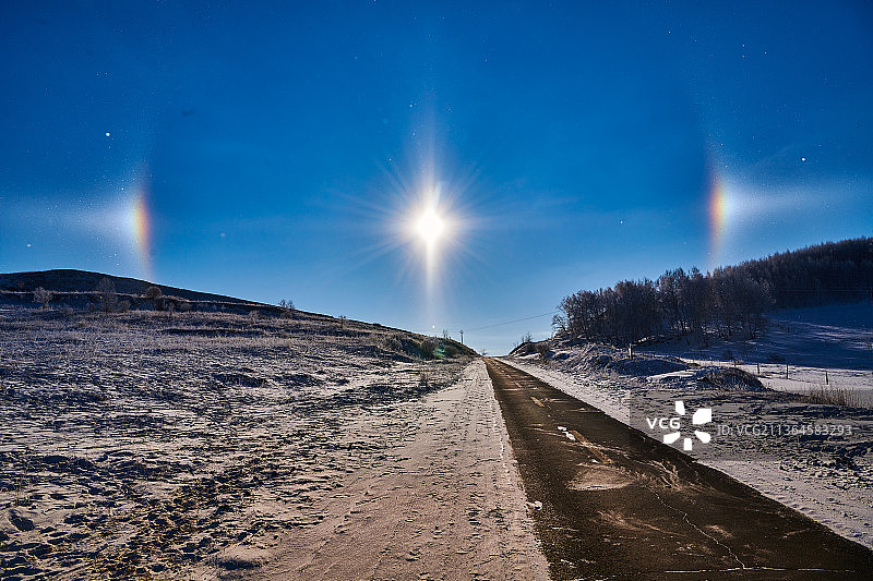 日晕三个太阳图片素材