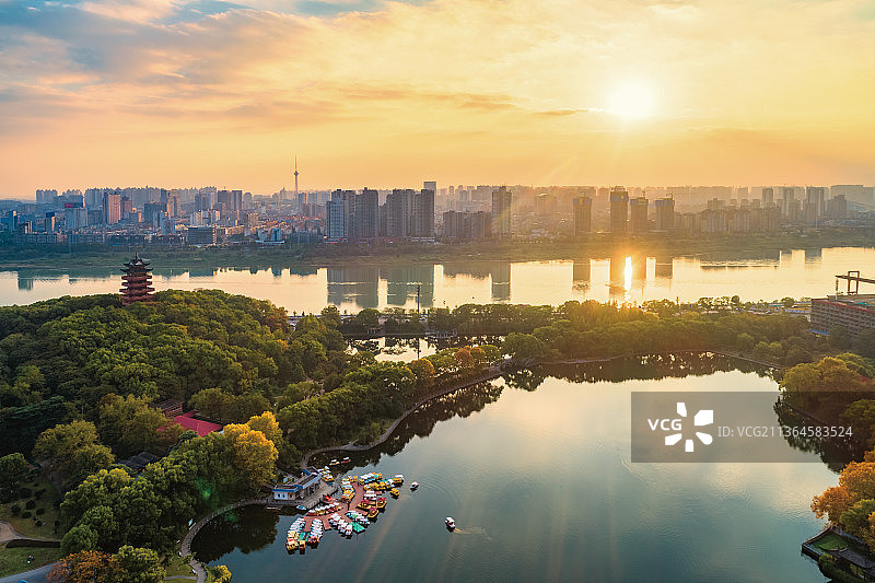 航拍株洲神农公园秋色图片素材