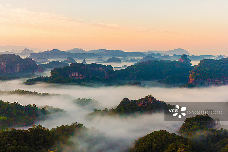 韶关丹霞山晨曦图片素材