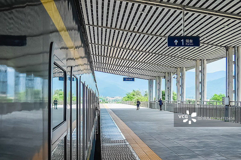 辽宁本溪五女山火车站1站台图片素材