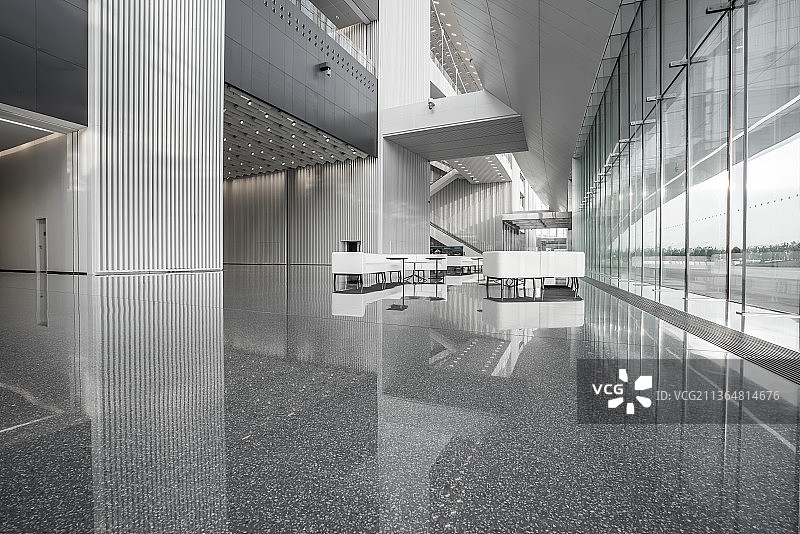 现代办公大楼大厅图片素材