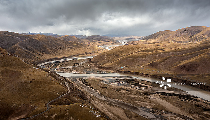 通天河，航拍，江河，长江源，三江源国家公园，河曲，高视角，河流，壮阔，水源，河谷，青藏高原，可可西里图片素材