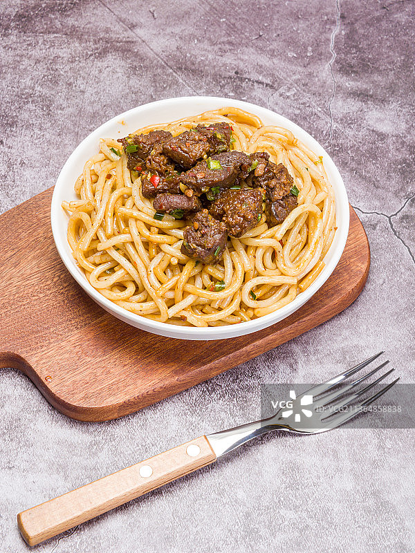 特色早餐红烧牛肉卤粉图片素材