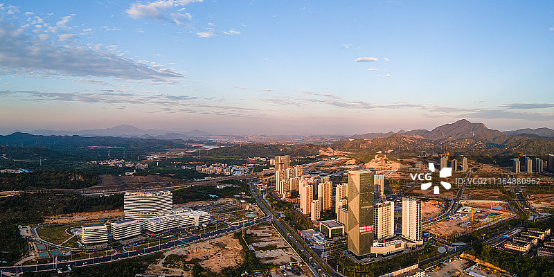 航拍汕尾市中央商务区建筑群图片素材