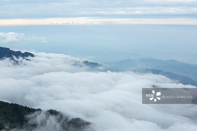 陕西省宝鸡市太白山国家森林公园秦岭云海图片素材