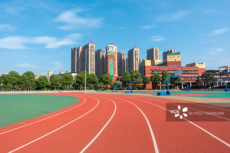 学校校园校园田径运动场图片素材