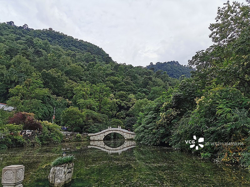 山水之地黔灵公园图片素材