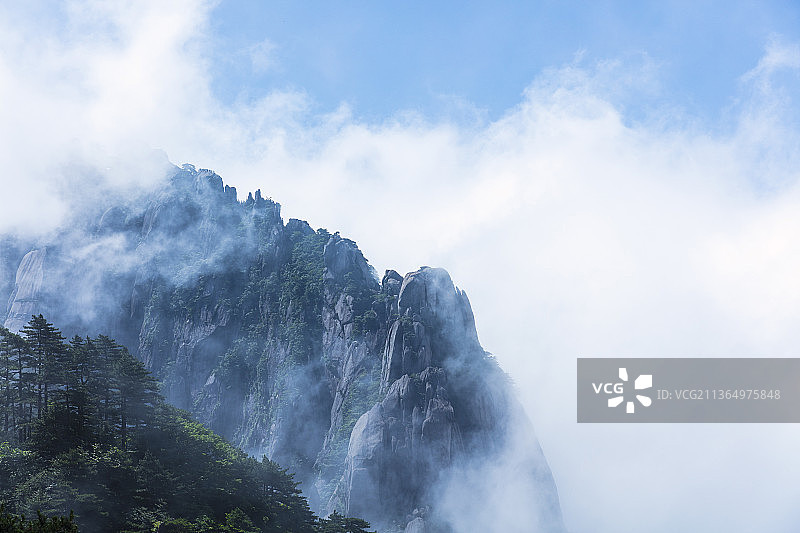 黄山，奇峰，怪石，云海。图片素材