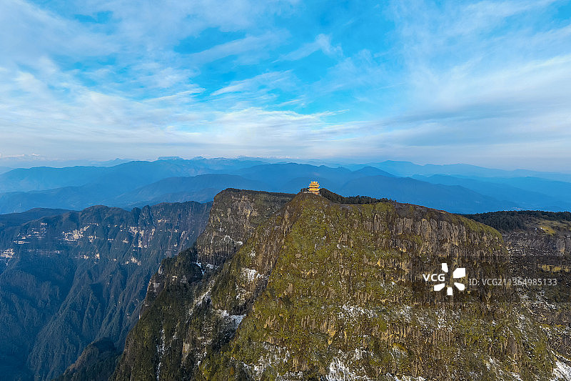 航拍峨眉山万佛顶风光图片素材