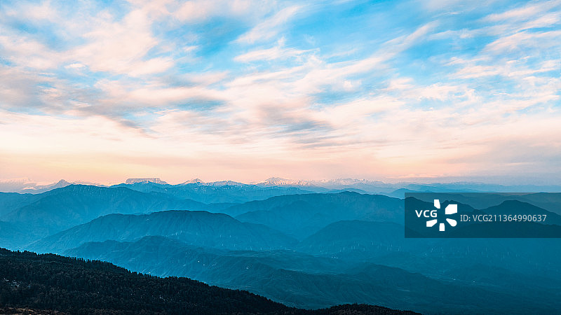航拍峨眉山风光图片素材