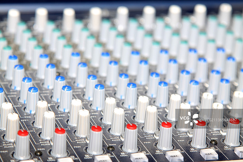 音响控制旋钮图片素材