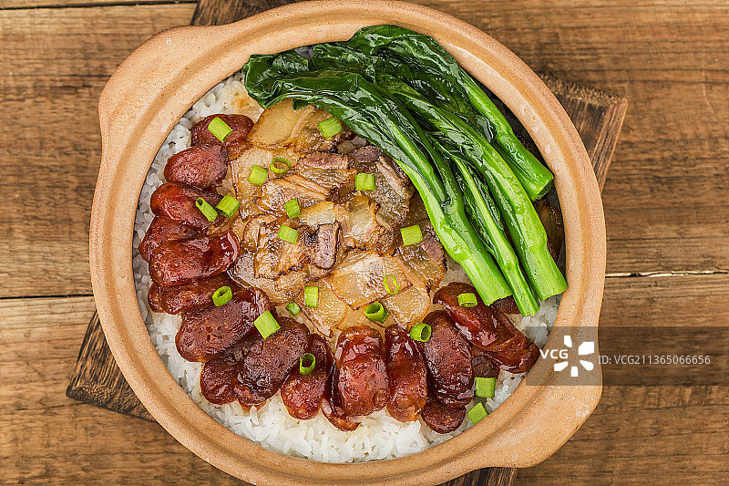 腊肉煲仔饭图片素材