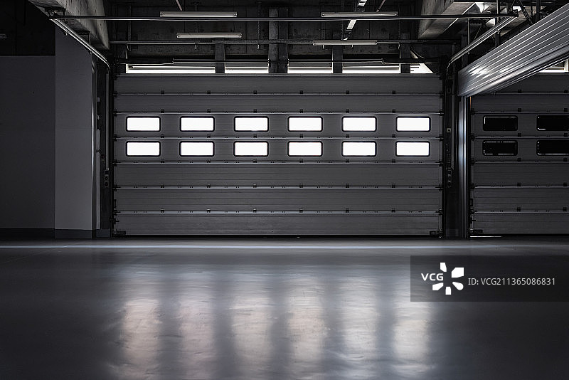 赛车场车库内部空间图片素材