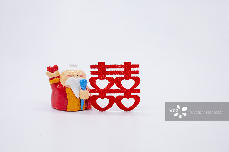 影棚拍摄下的石塑粘土月老图片素材