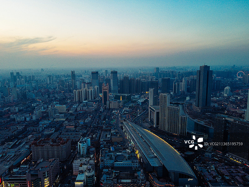 天津 和平路 津湾广场 汇金中心 大沽桥图片素材