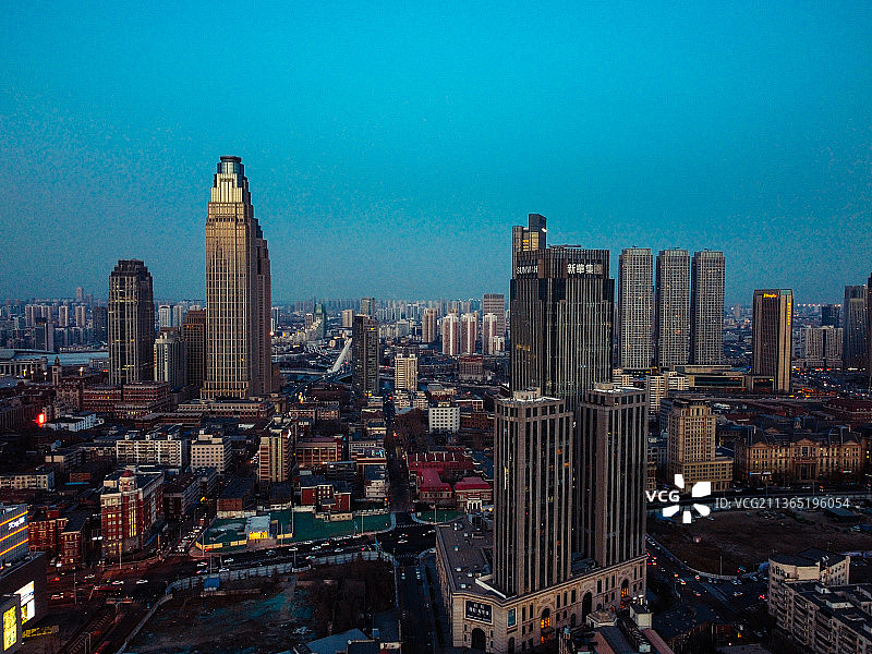 天津 和平路 津湾广场 汇金中心 大沽桥图片素材