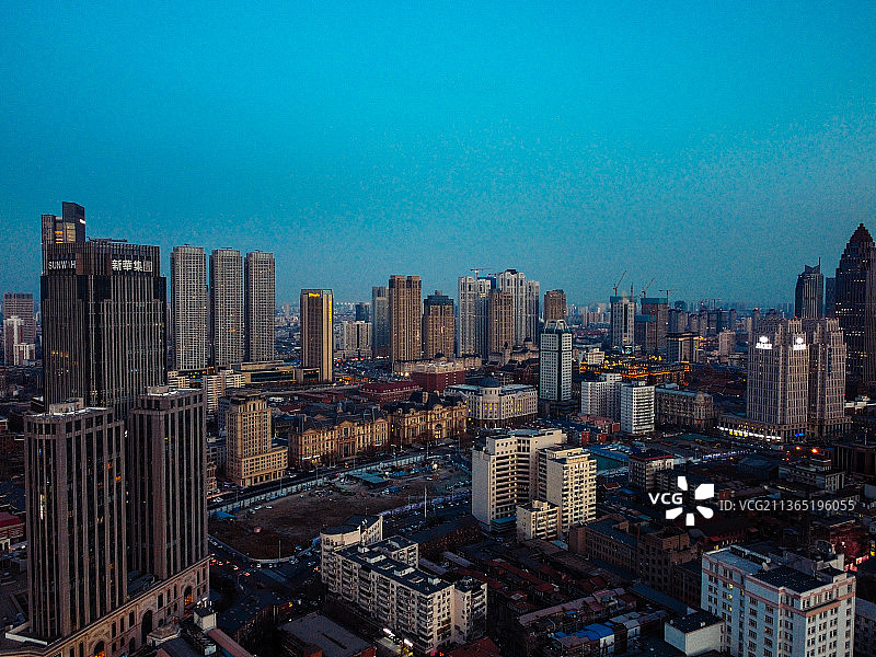 天津 和平路 津湾广场 汇金中心 大沽桥图片素材