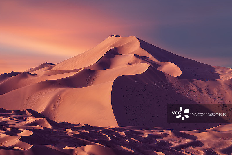 浓情沙漠富士山图片素材