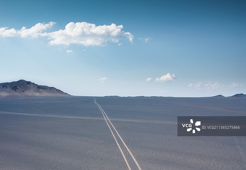 青海黑山戈壁地貌图片素材