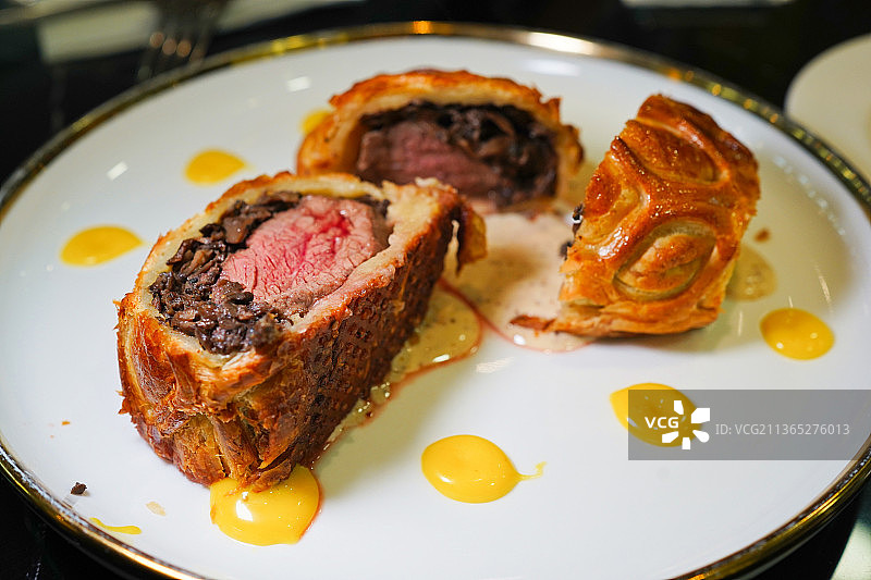 惠灵顿牛排图片素材