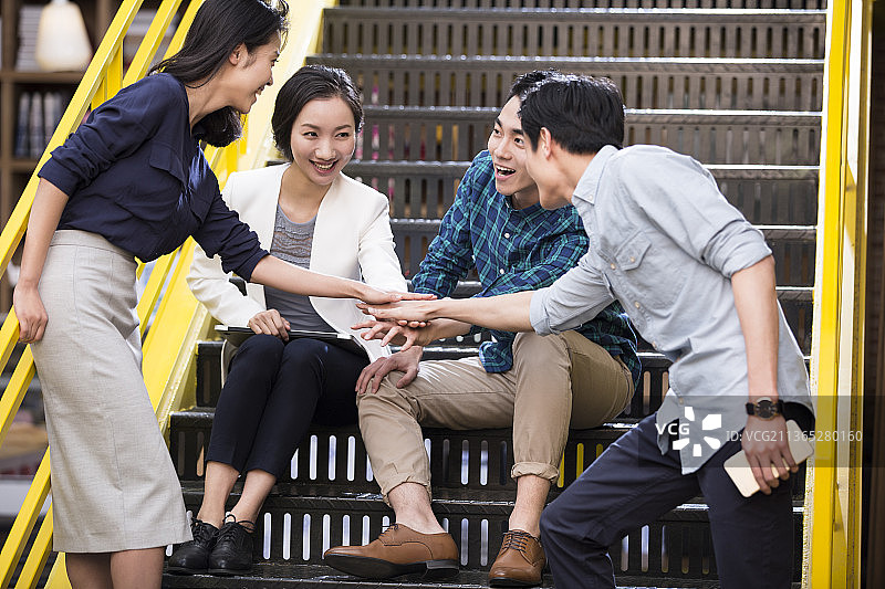 休闲商务人士团结一致图片素材