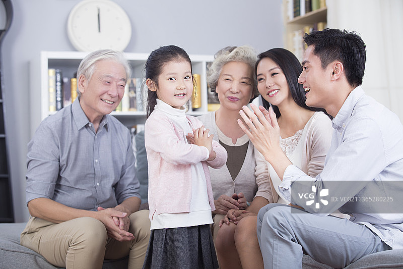 幸福一家人图片素材