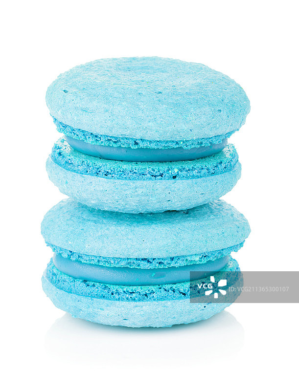蓝色马卡龙，白色背景上彩色马卡龙的特写图片素材