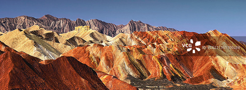 百里丹霞中国红图片素材