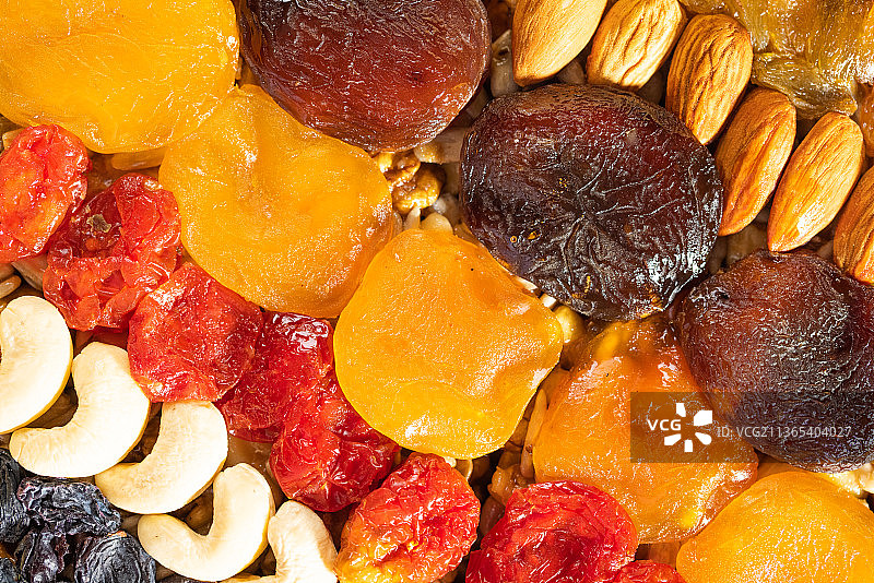 中国新疆传统小吃切糕核桃玛仁糖图片素材